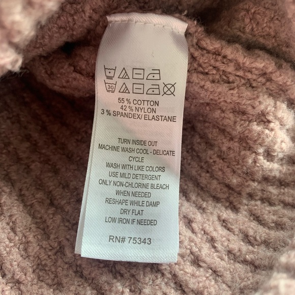 Ruby Moon sweater - Picture 5 of 7